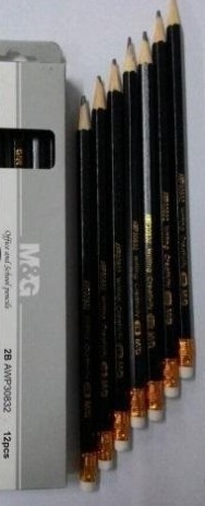 Bút chì chuốt 2B MG (thân đen + có gôm)